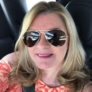 Meet your Posher, Jane